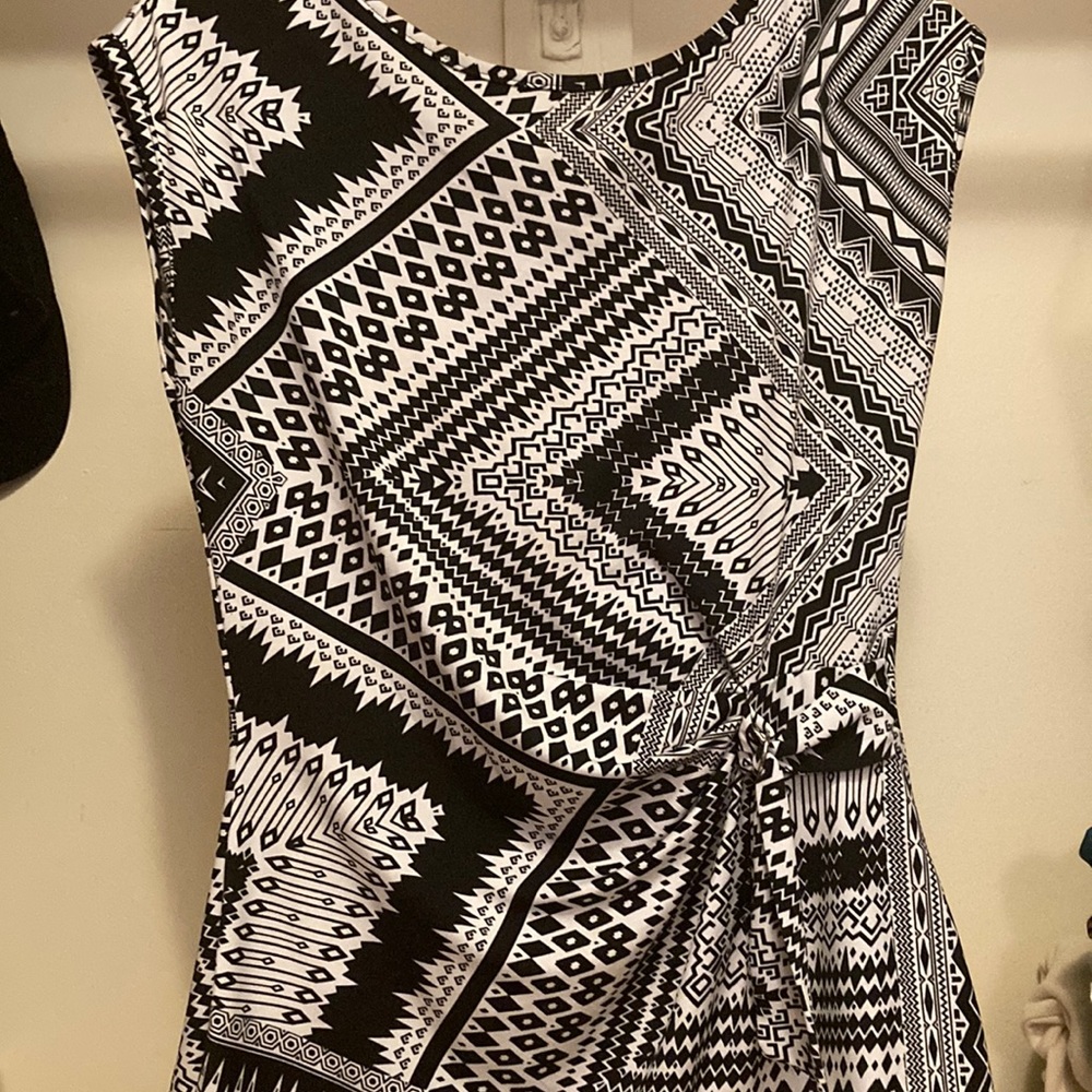 Short sleeve top